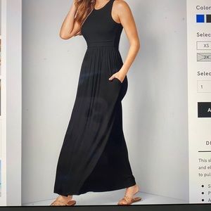 Maxi dress with pockets